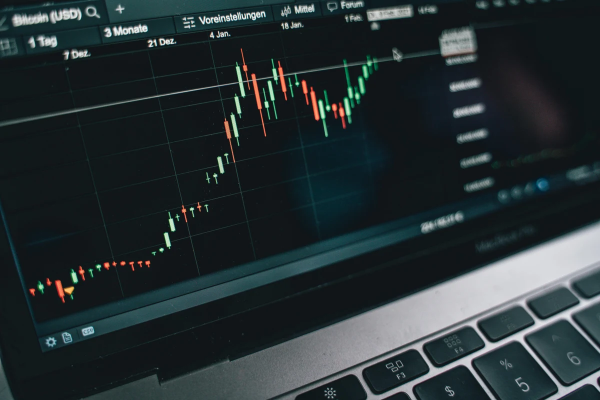 Ejecución y Slippage: la diferencia entre el precio teórico y el precio real