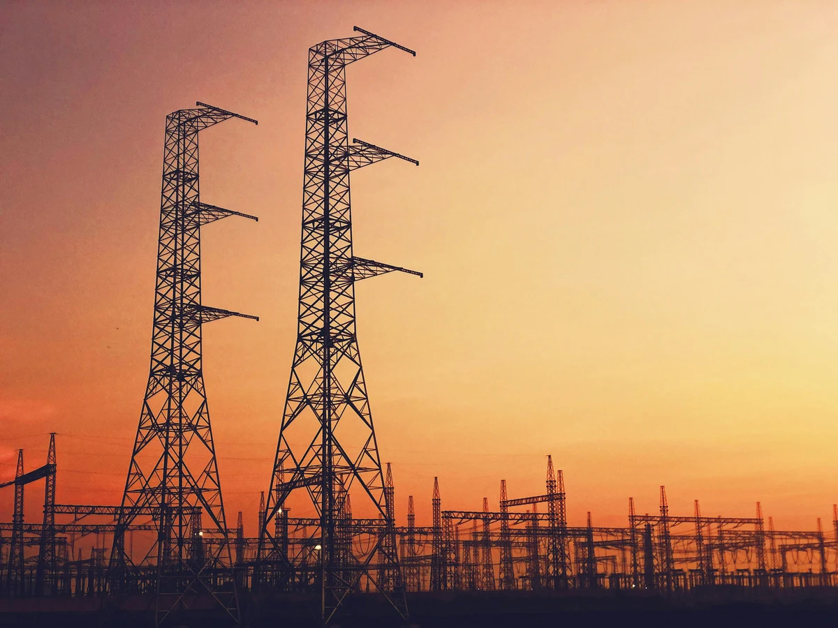 Pausa en energía y metales con señales mixtas
