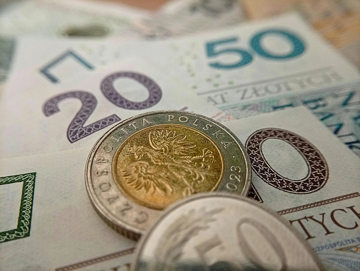 Dólar firme y mercado en modo selectivo ante un entorno más incierto