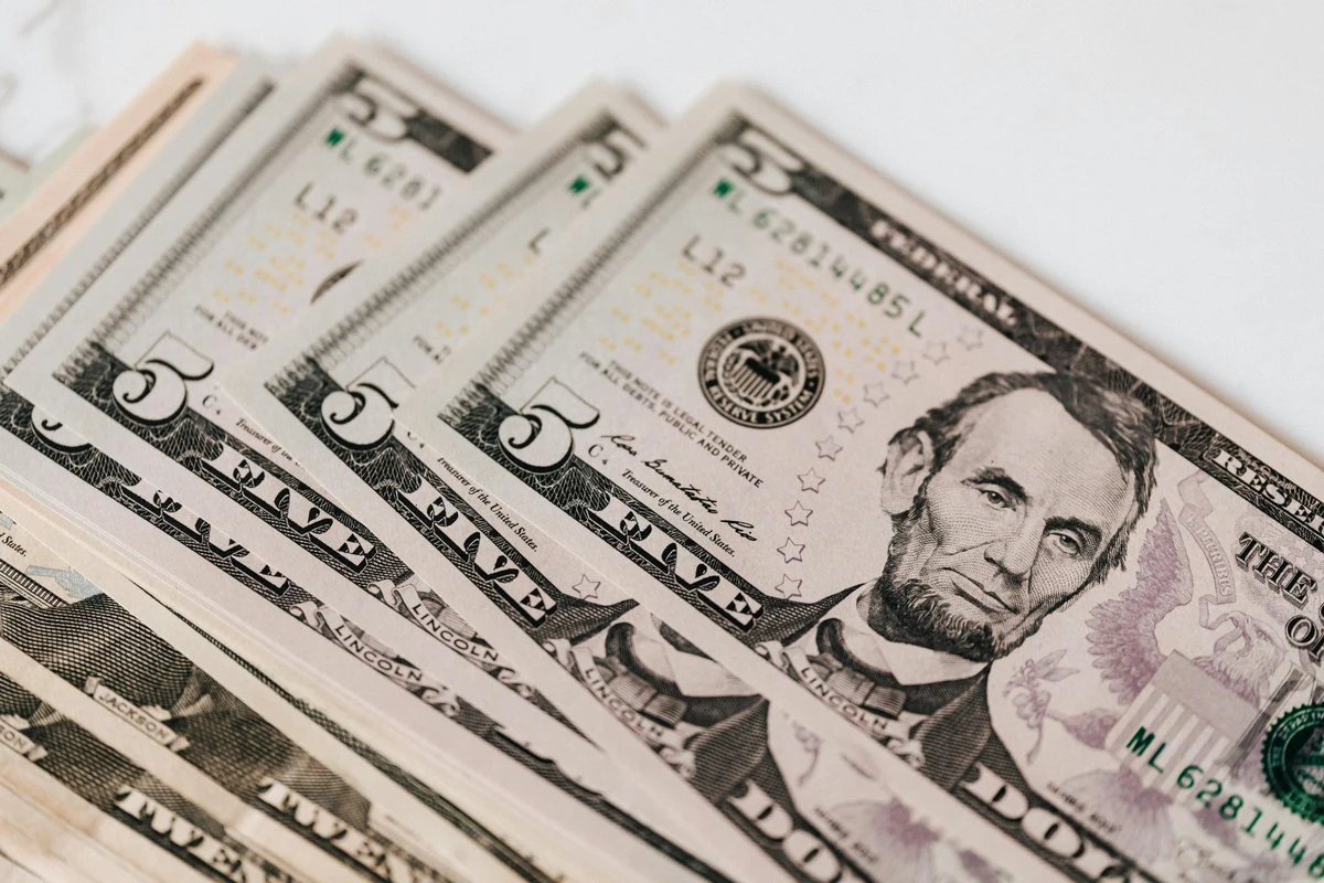 EUR/USD recupera impulso y vuelve a acercarse a máximos anuales tras los datos de EE.UU.