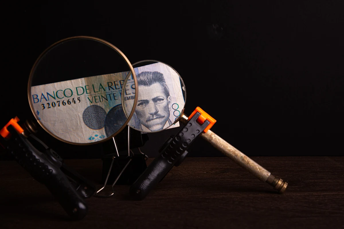 El mercado respalda el resultado electoral y el peso colombiano gana frente al dólar