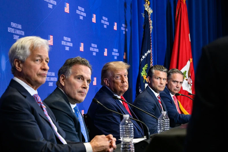 Trump reabre el debate sobre la seguridad electoral y añade un nuevo foco de incertidumbre para los mercados